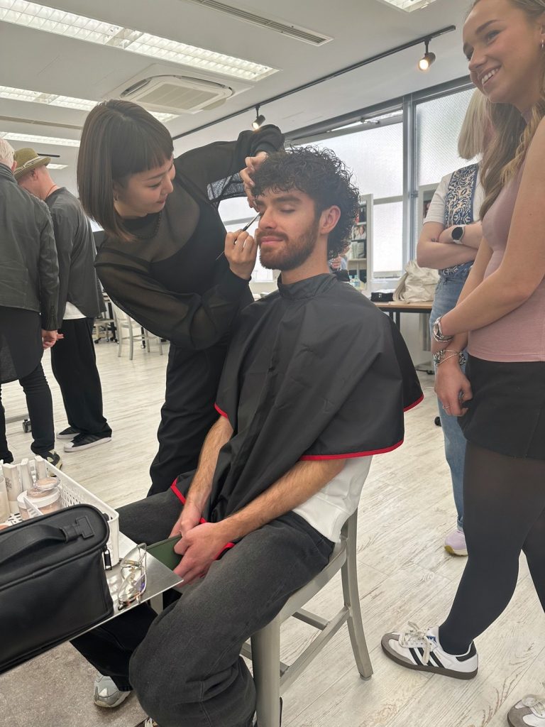 メイクを通して国際交流！